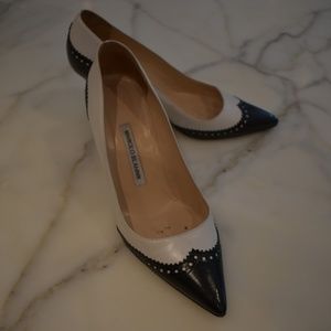 Manolo Blahnik Two-Tone Leather Pointed Toe Pump